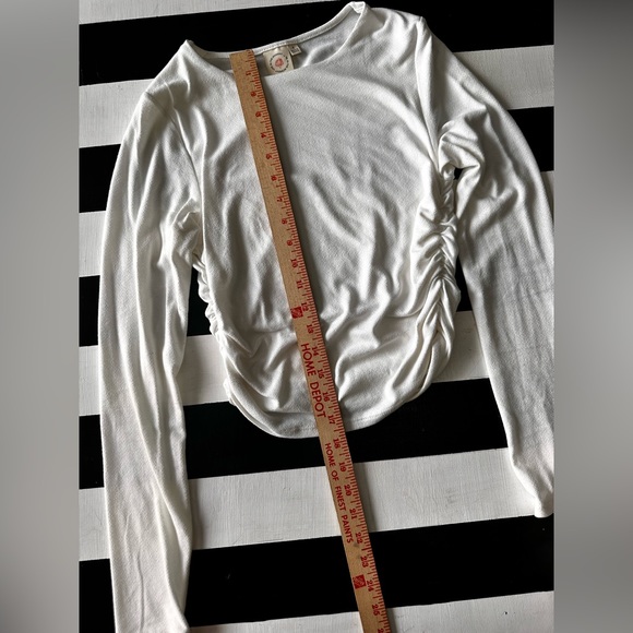 Shirt - Picture 2 of 5